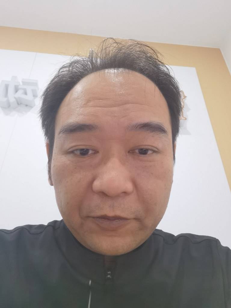 刘凡