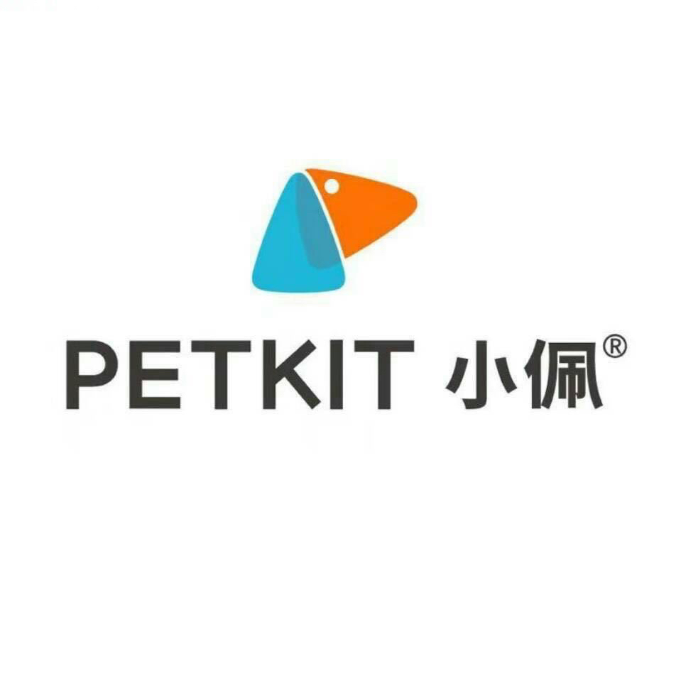 龚