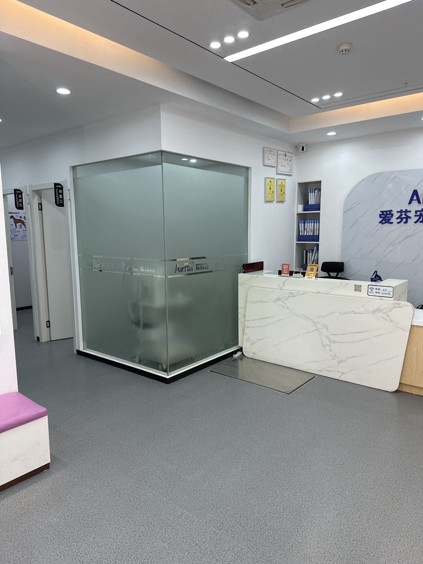 杭州宠物医院找医生合伙人，月业绩稳定20+，出20%，诉求，管理好医院，节省成本，承接住客人，维护老客户